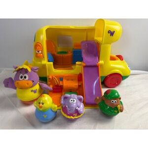 Vintage Playskool Weebles Weebil Camper RV Playset with 4 Figures Cow Chick